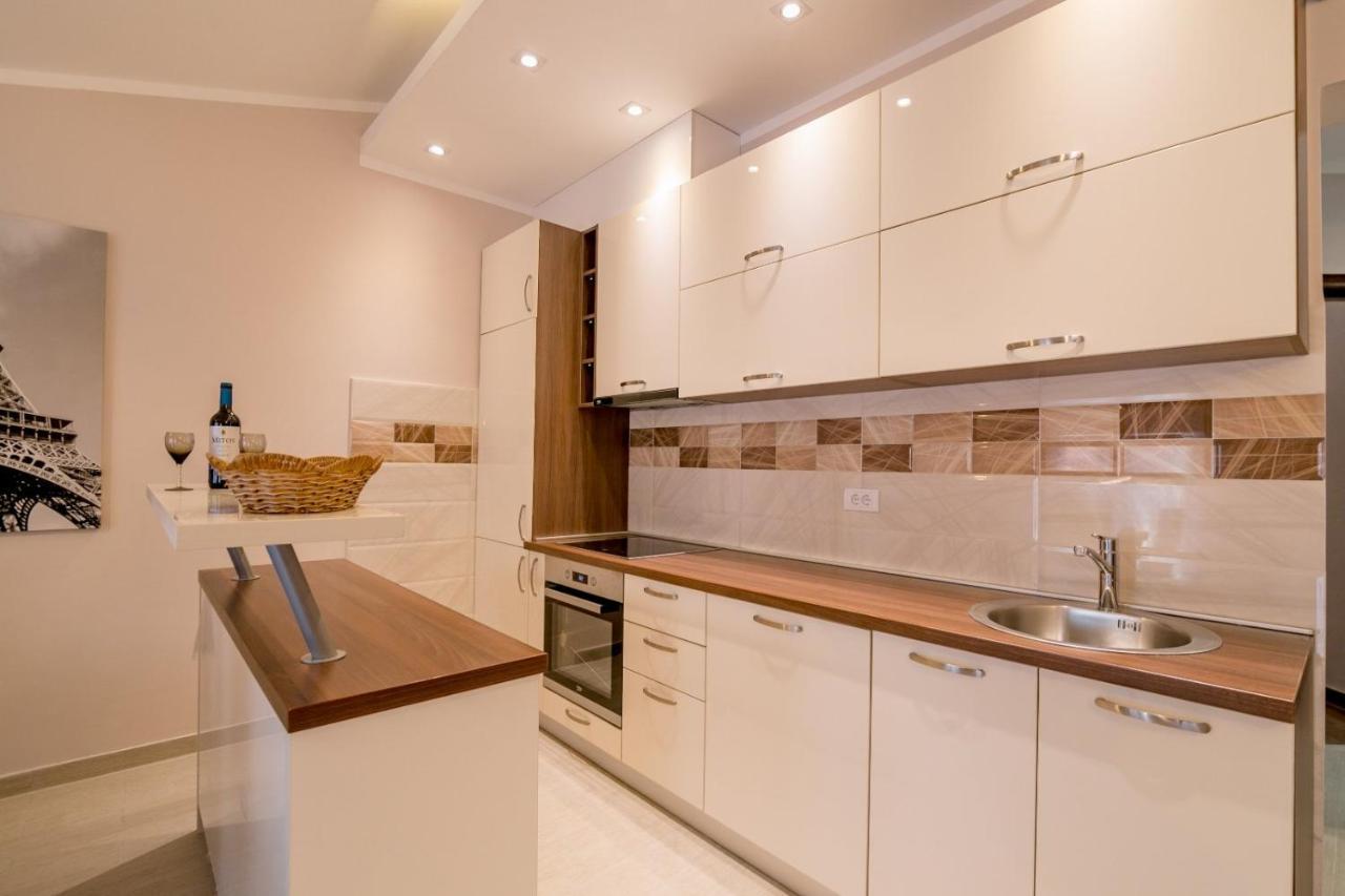Apartmani Matej コトル エクステリア 写真
