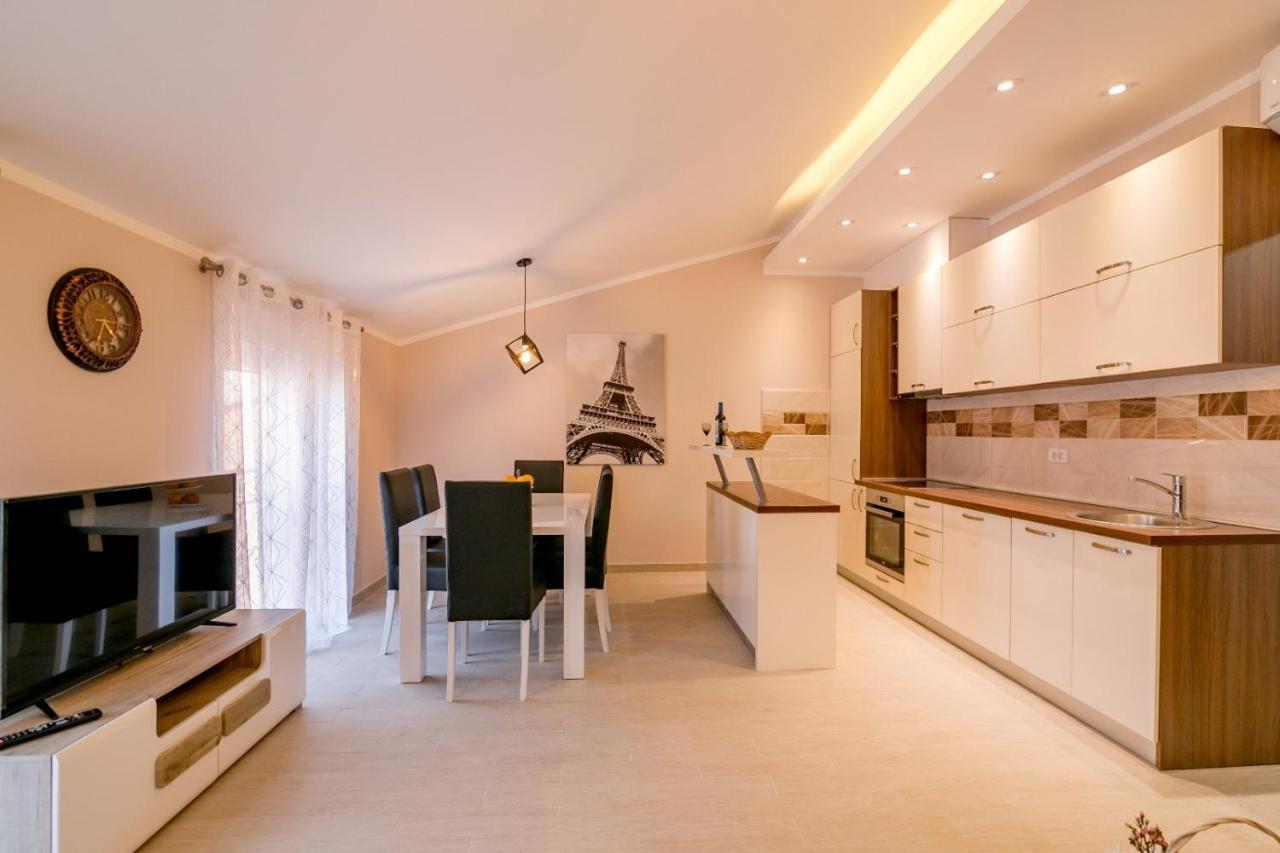 Apartmani Matej コトル エクステリア 写真