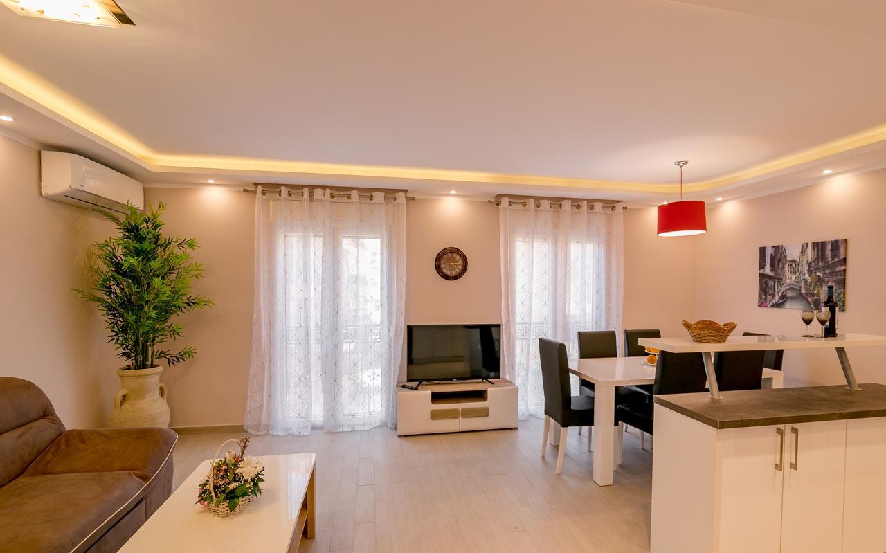 Apartmani Matej コトル エクステリア 写真